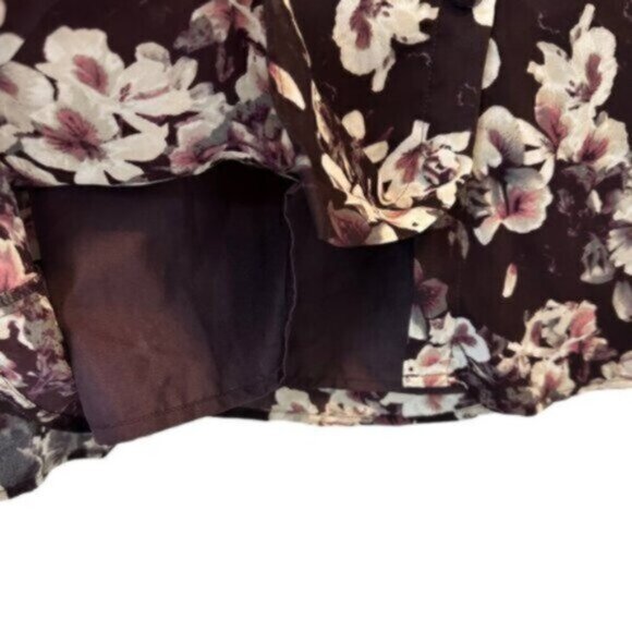 NWT Cupcakes and Cashmere | Women's Jerrin Floral-Print Blouse Size Medium - Picture 9 of 14